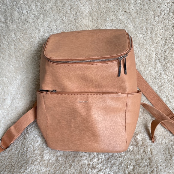 Matt & Nat Women's Backpack Pear BRAVE Vegan Leather (Purity) Fits 13” Laptop - Picture 1 of 11